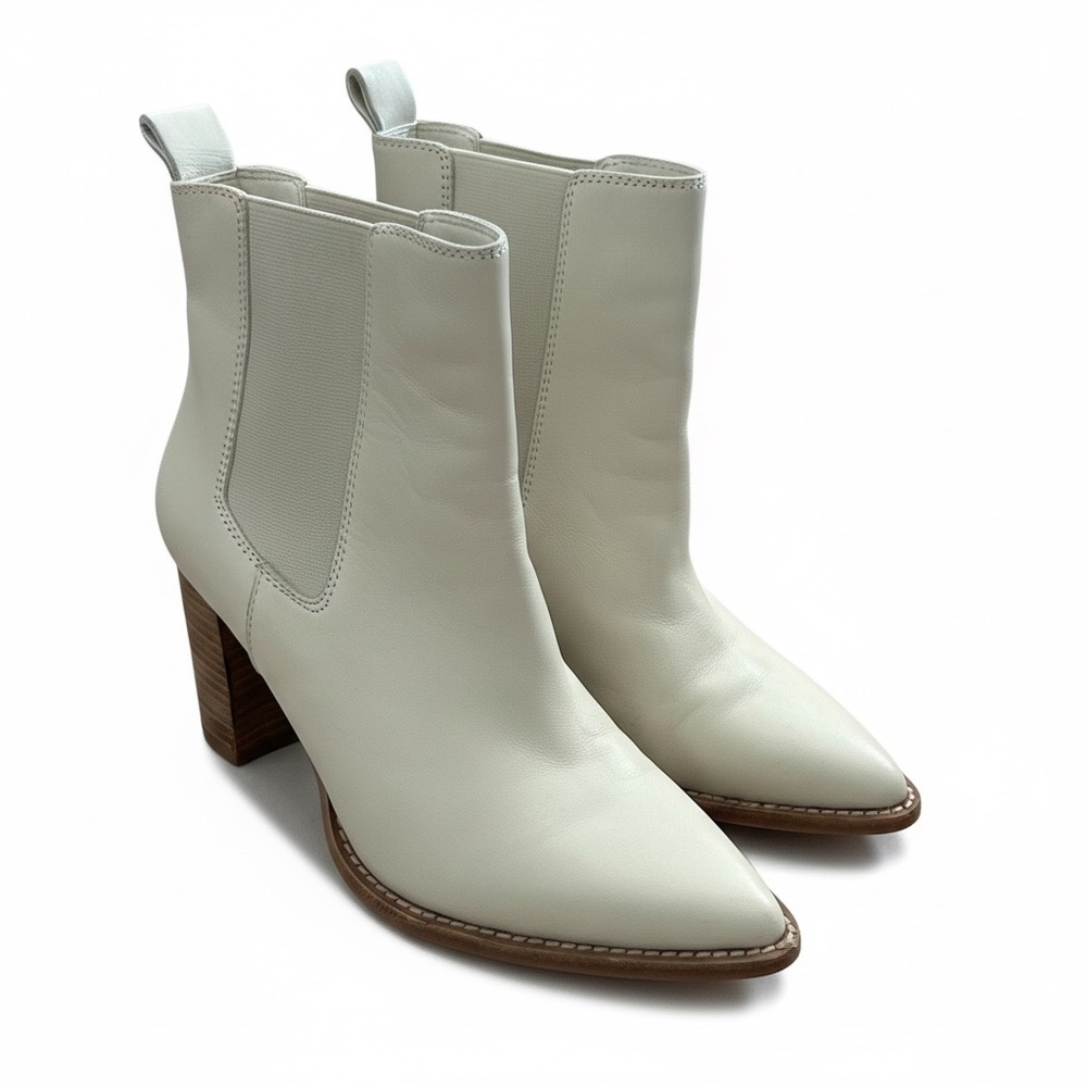 Vince Camuto Cream Leather Chelsea Heeled Ankle Boots 6.5 Block Heel Pointed Toe